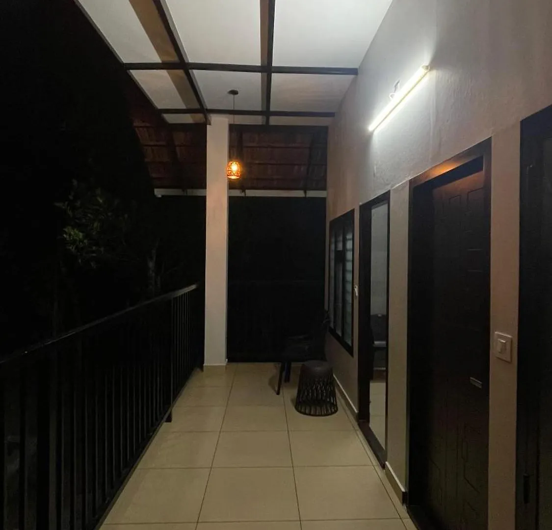 Caffeine Villa Kaniyāmbetta