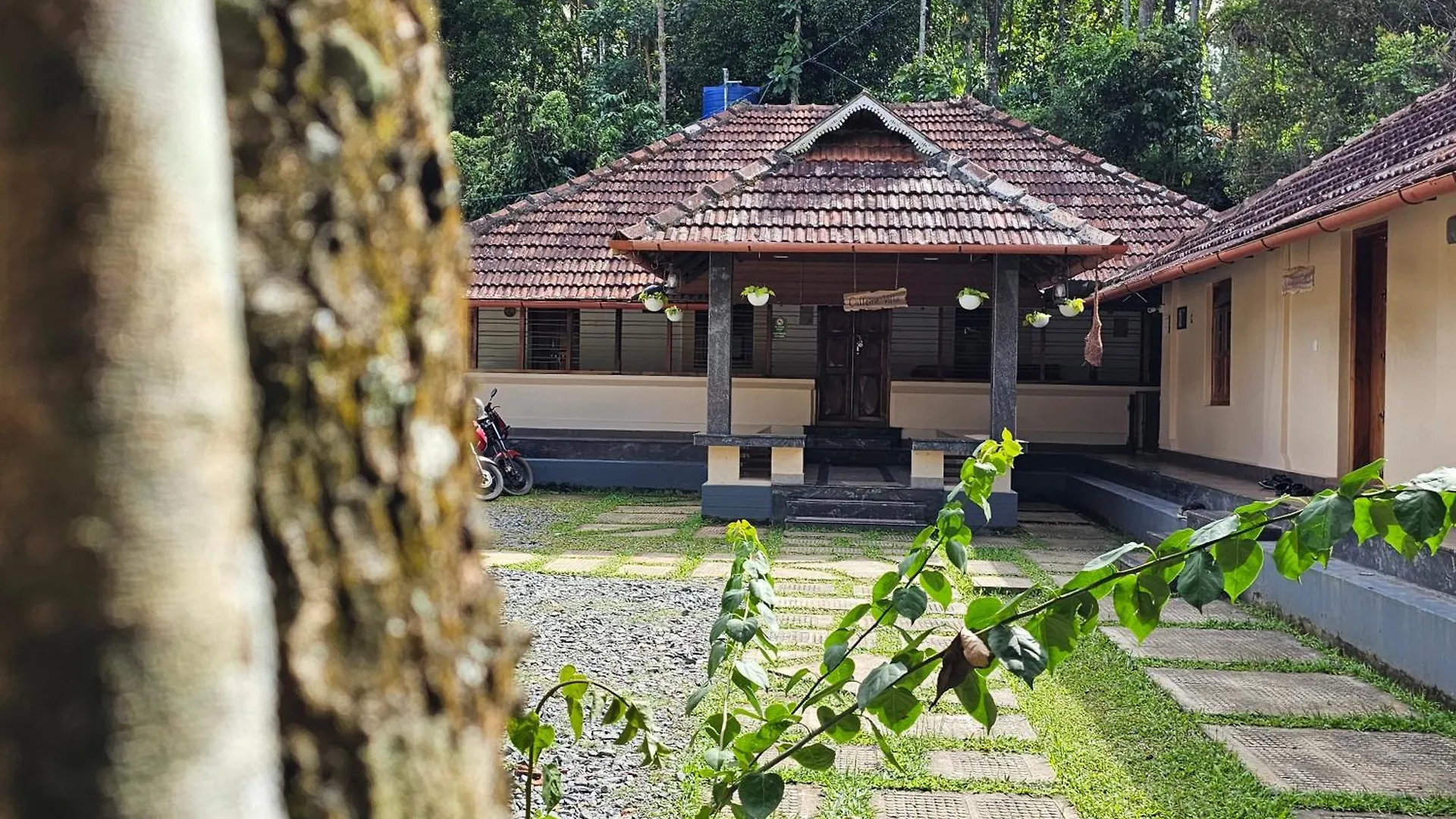 Caffeine Villa Kaniyāmbetta