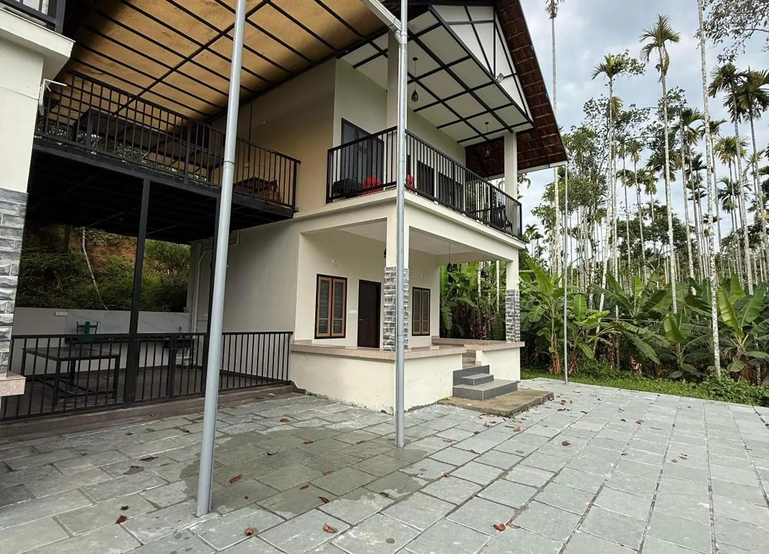 Caffeine Villa Kaniyāmbetta
